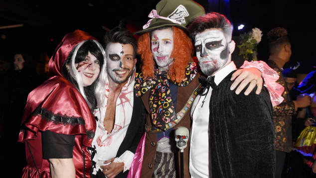 Iris Und Uwe Abel Als Blutiges Rotkappchen Und Boser Wolf Auf Halloween Party