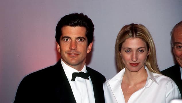 Vor 20 Jahren Kamen John F Kennedy Jr Und Carolyn Bessette Kennedy