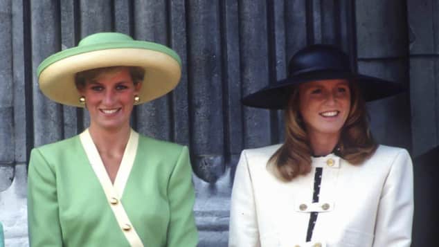 Ehrt Sarah Ferguson Diana Auf Eugenies Hochzeit