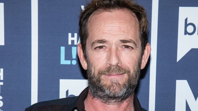 Beverly Hills 90210 Stars Nahmen Gemeinsam Abschied Von Luke Perry