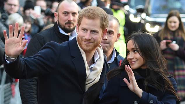 Das hochzeitskleid von meghan markle hat schon vor der großen trauung für viel gesprächsstoff gesorgt. Prinz Harry und Meghan Markle: Palast gibt weitere ...