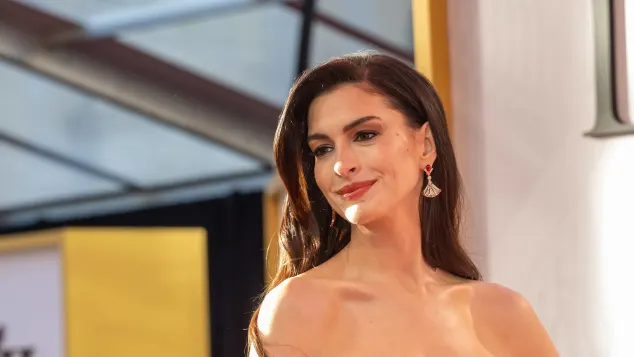 Anne Hathaway