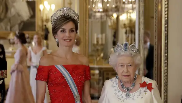 Königin Letizia und Königin Elisabeth II.