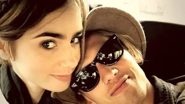 Lily Collins und Jamie Campbell Bower