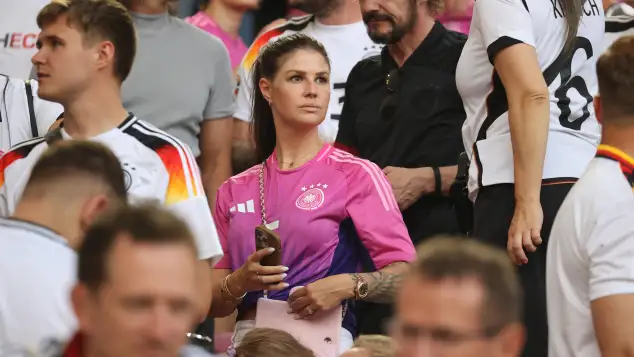 Joshua Kimmich und seine Frau Lina haben vier Kinder