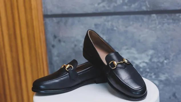 Klassische Loafer