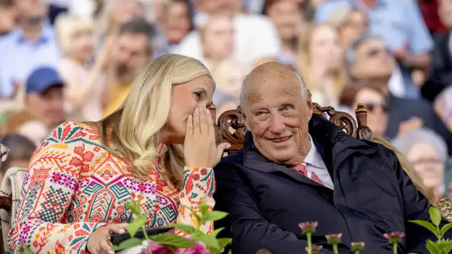 Mette-Marit und König Harald