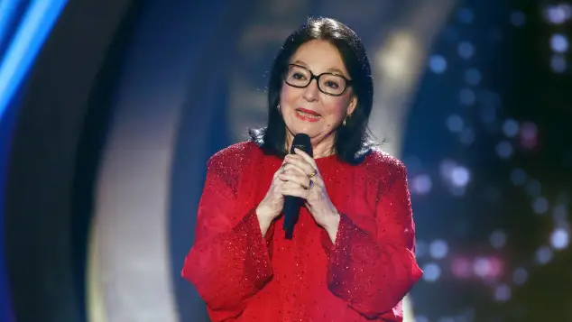 Nana Mouskouri