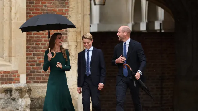 Prinz George mit Prinzessin Kate und Prinz William