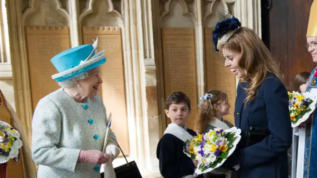 Queen Elizabeth und Prinzessin Beatrice