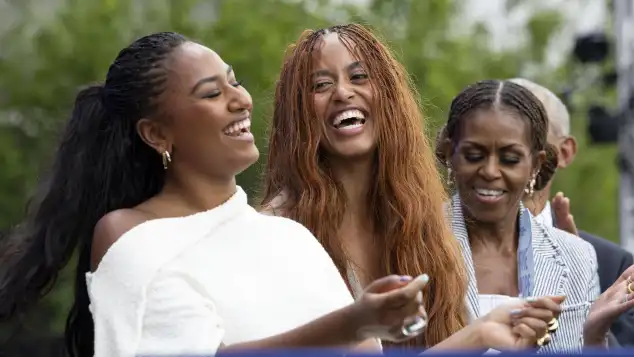 Sasha und Malia Obama