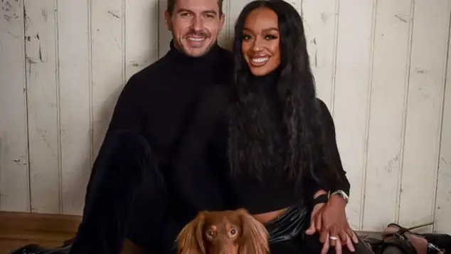 Simon Marco und Bria Fleming