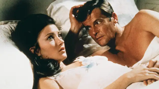 „James Bond“: Jane Seymour, Roger Moore