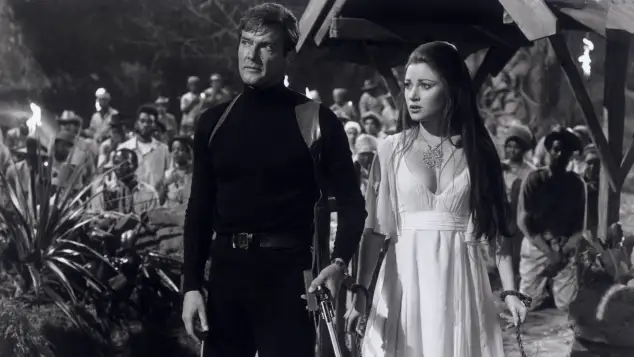 "James Bond": Roger Moore und Jane Seymour