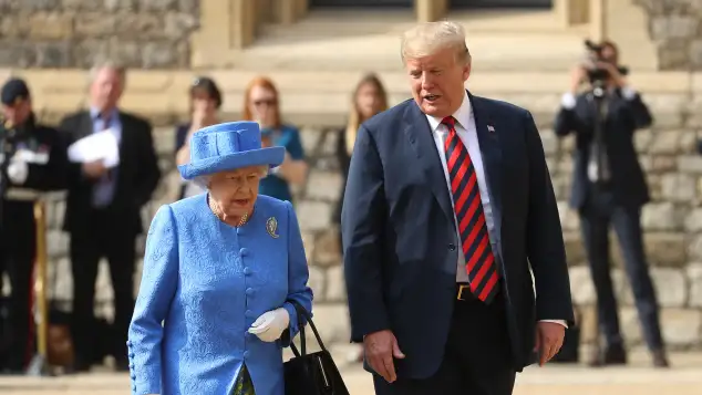 Königin Elisabeth II. und Donald Trump