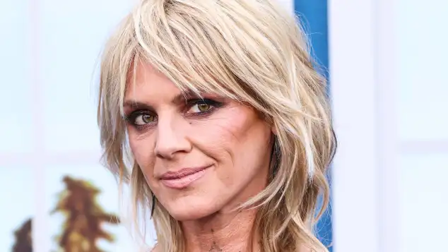 Eliza Coupe