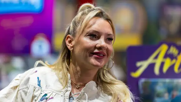 Evelyn Burdecki