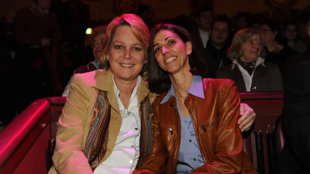 Ramona Leiß mit ihrer Partnerin Sabine
