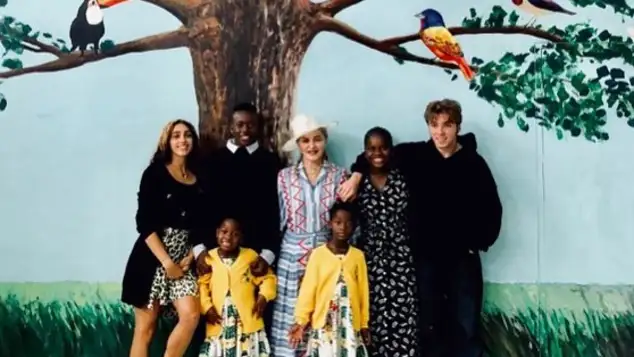 Madonna und ihre Kinder