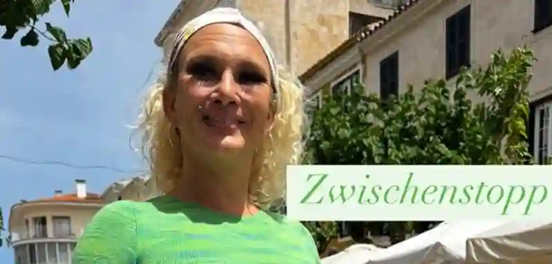 caro robens heiß freizügig haut cut out kleid look