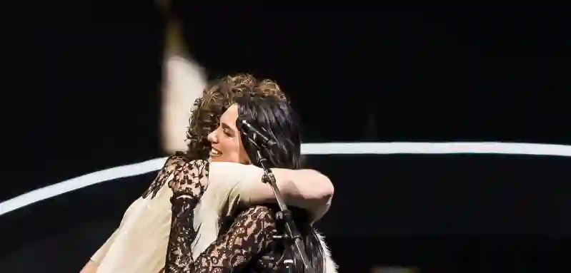 Dua Lipa während ihres Konzerts