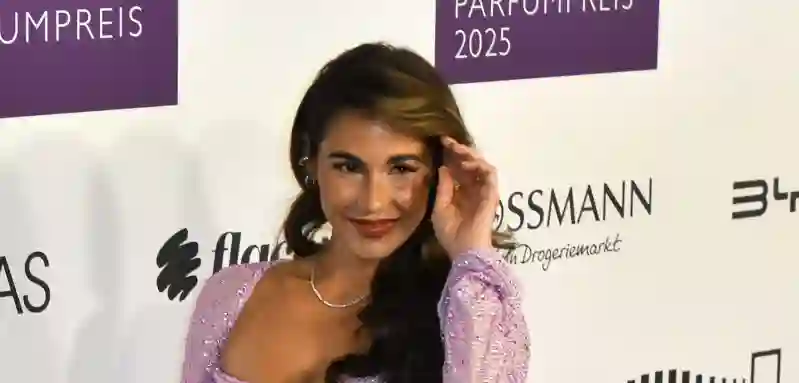 Sarah Engels heiß hot freizügig sexy
