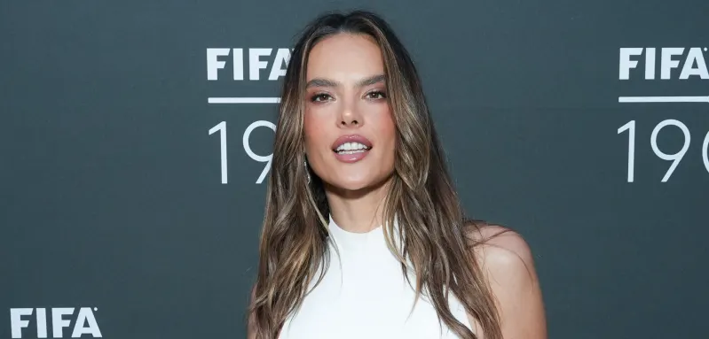 alessandra ambrosio heiß freizügig bikini body