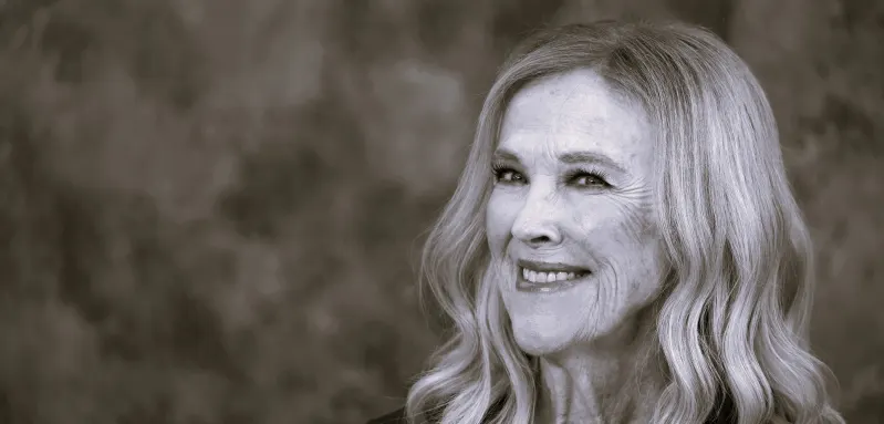 Der Tod der beliebten kanadischen Schauspielerin Catherine O’Hara hat Kollegen und Fans weltweit schockiert.