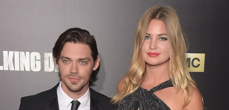 Tom Payne und Jennifer Akerman