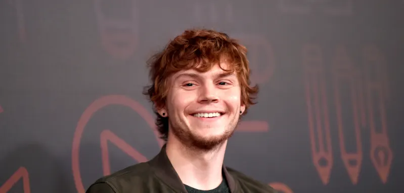 Evan Peters