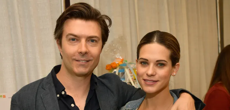 Lyndsy Fonseca und Noah Bean 