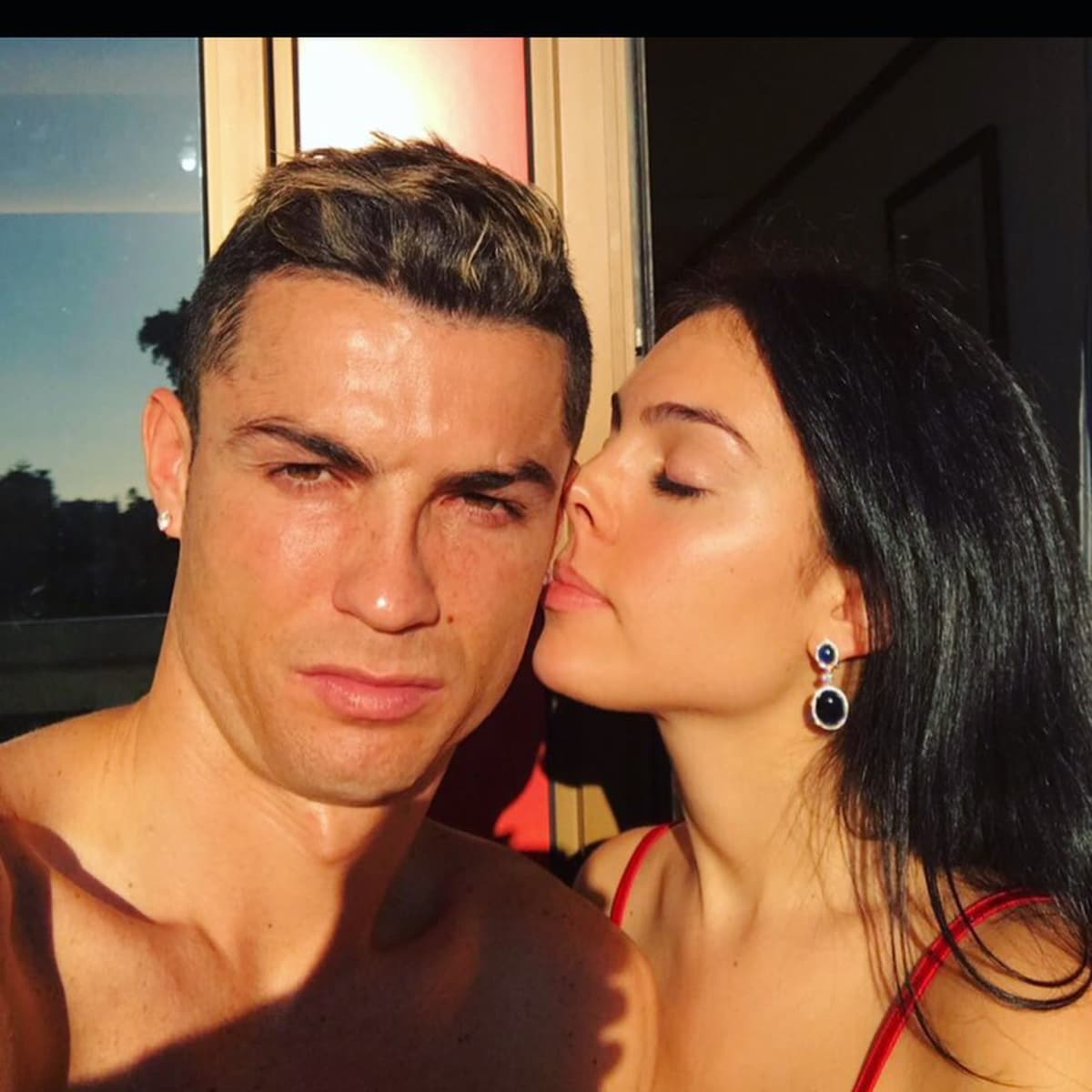 Cristiano Ronaldo Das Musst Ihr Uber Seine Freundin Georgina Wissen