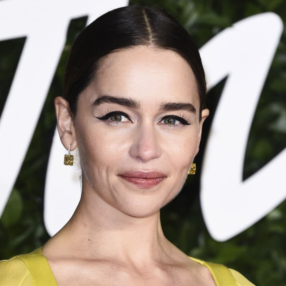 Emilia Clarke Super Schmal Die Schauspielerin Hat Abgenommen