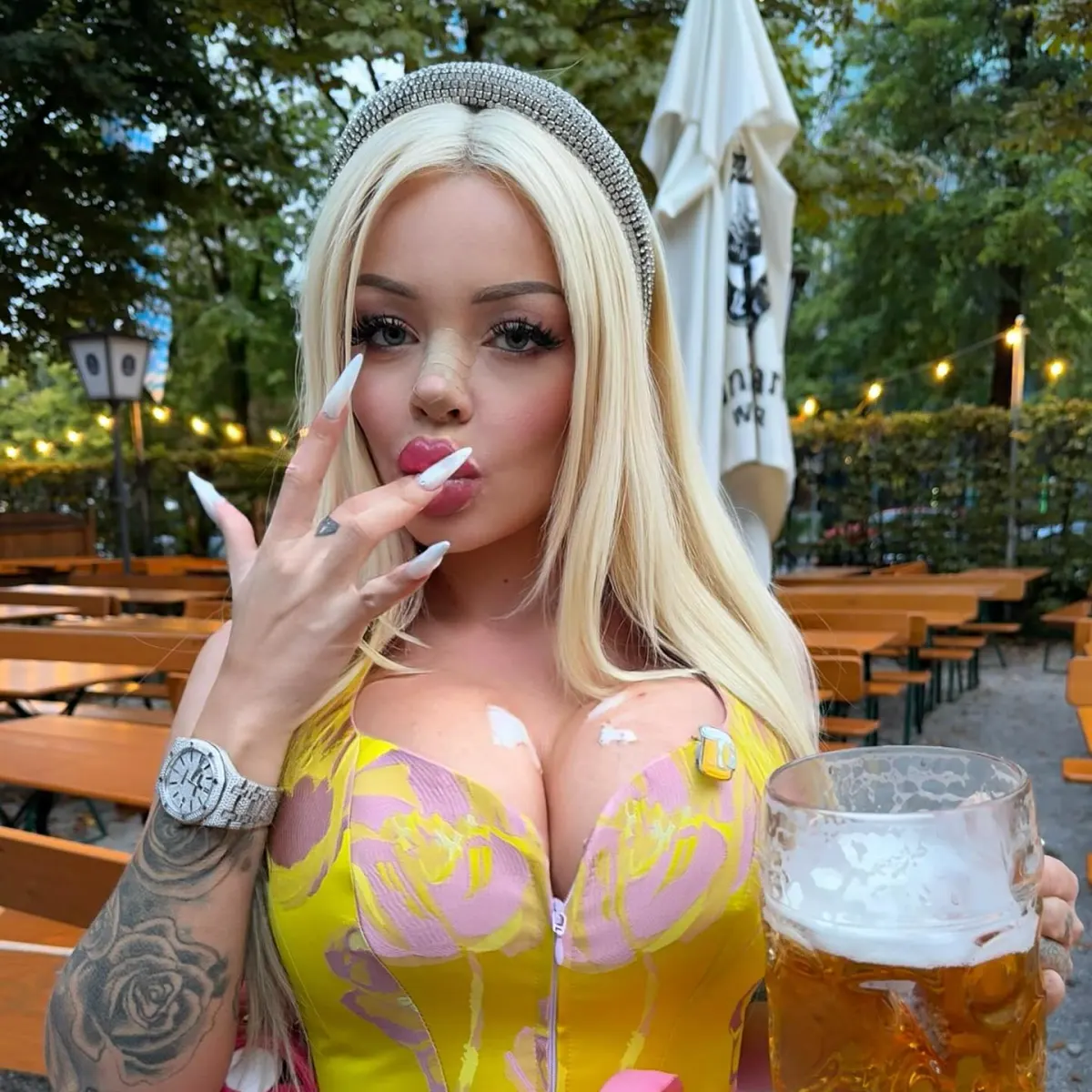 katja krasavice testet sexspielzeug Endlich mal sauber an mir rumspielen» main image 0