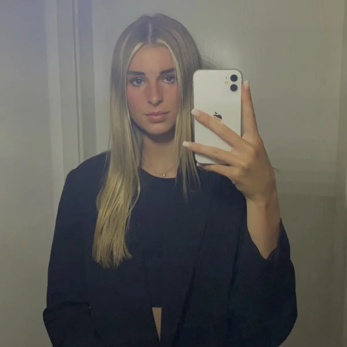 DFB-Fußballerin Jule Brand privat: Sie zeigt sich auf Instagram 