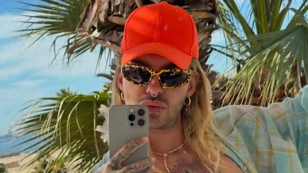 bill kaulitz heiß freizügig tanga urlaub