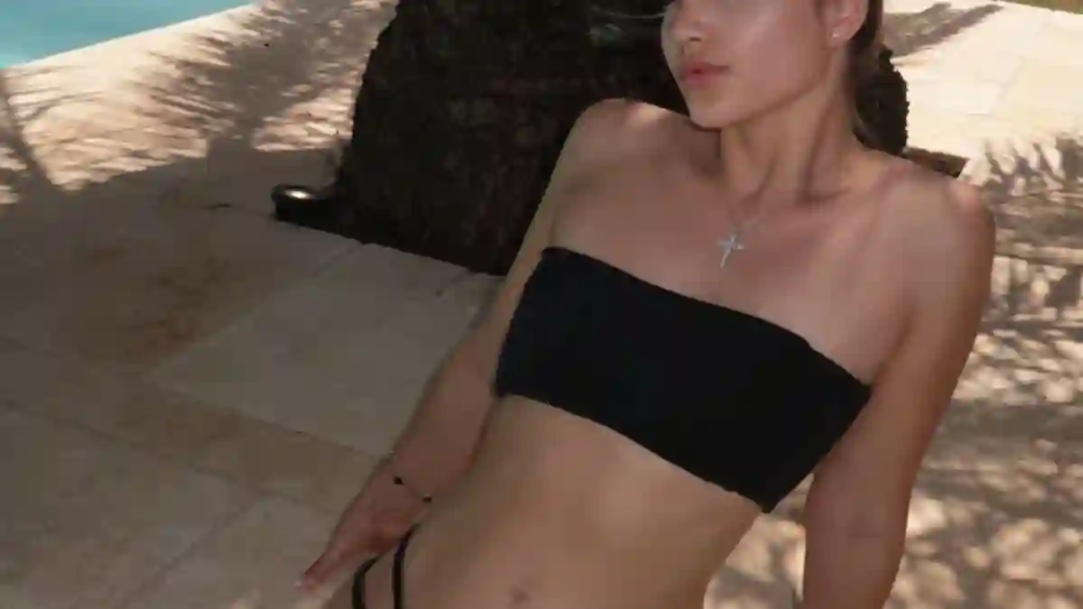 davina geiss heiß sexy haut body bikini training look