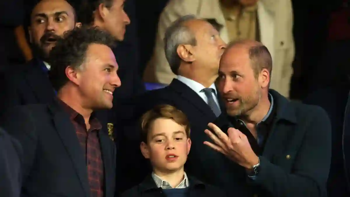 Prinz William und Prinz George beim Fußballspiel