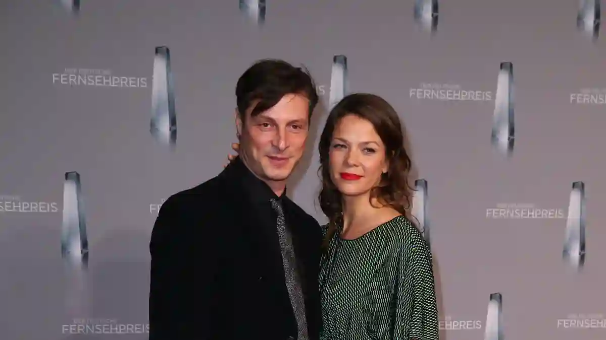 Jessica Schwarz und Markus Selikovsky auf dem roten Teppich