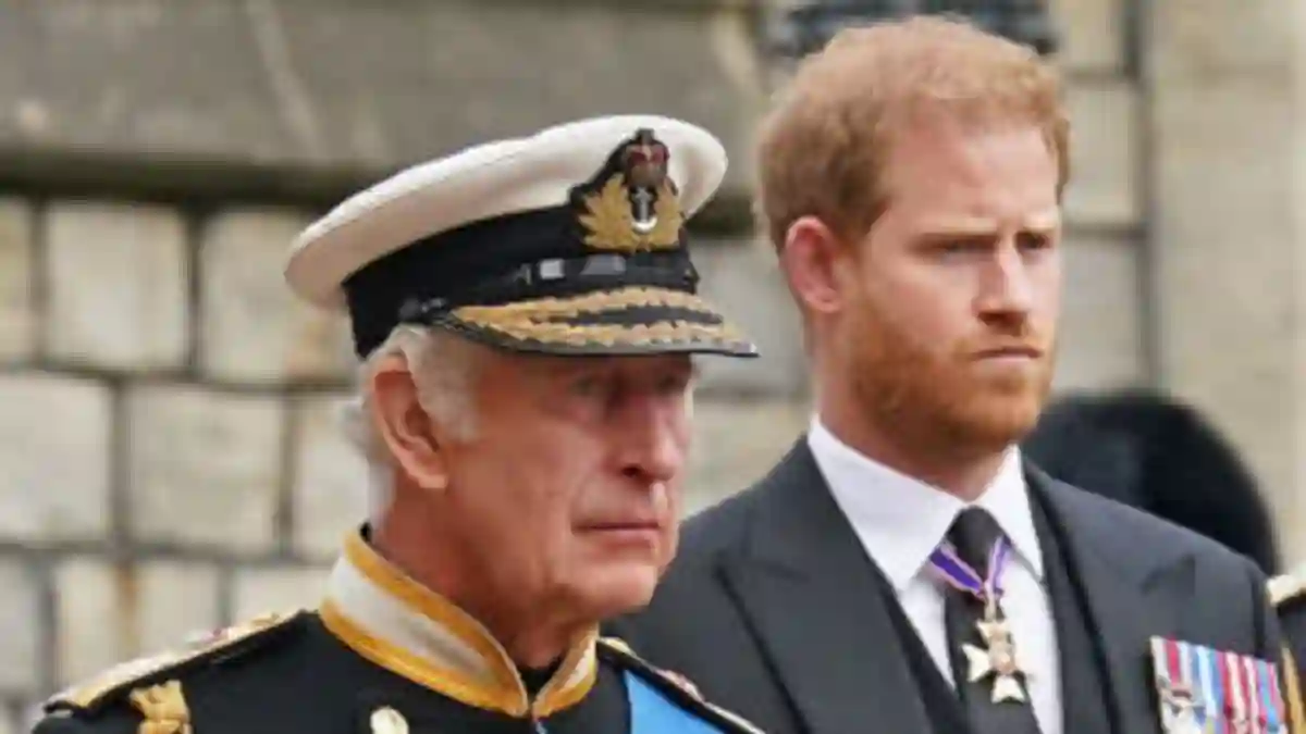 König Charles Prinz Harry Royals