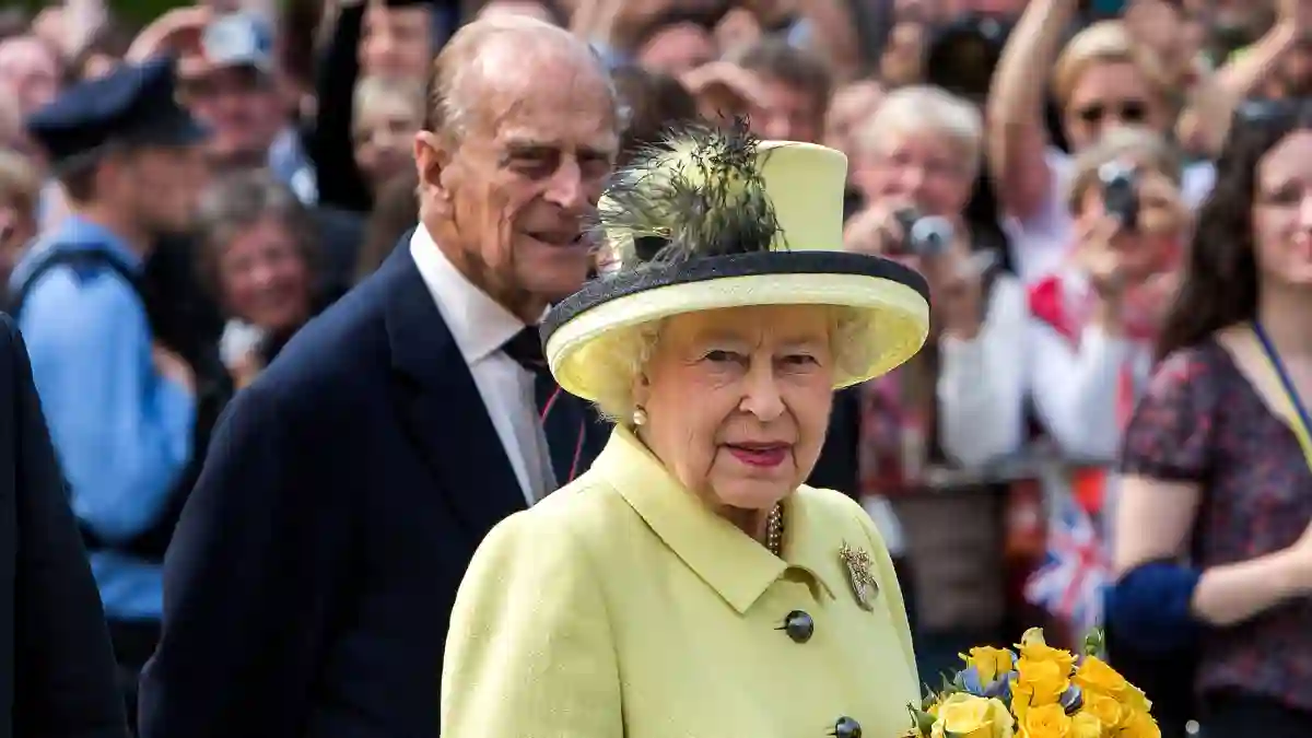 Königin Elisabeth II und Prinz Philip verabschiedeten sich am Brandenburger Tor