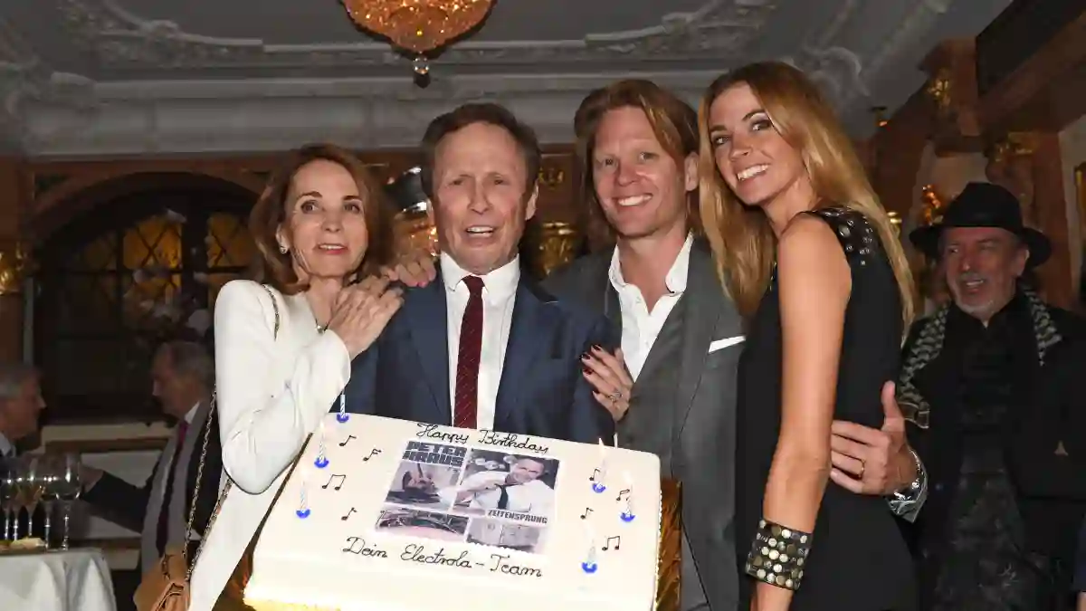 Peter Kraus mit seiner Frau Ingrid, seinem Sohn Mike und dessen Frau Coco