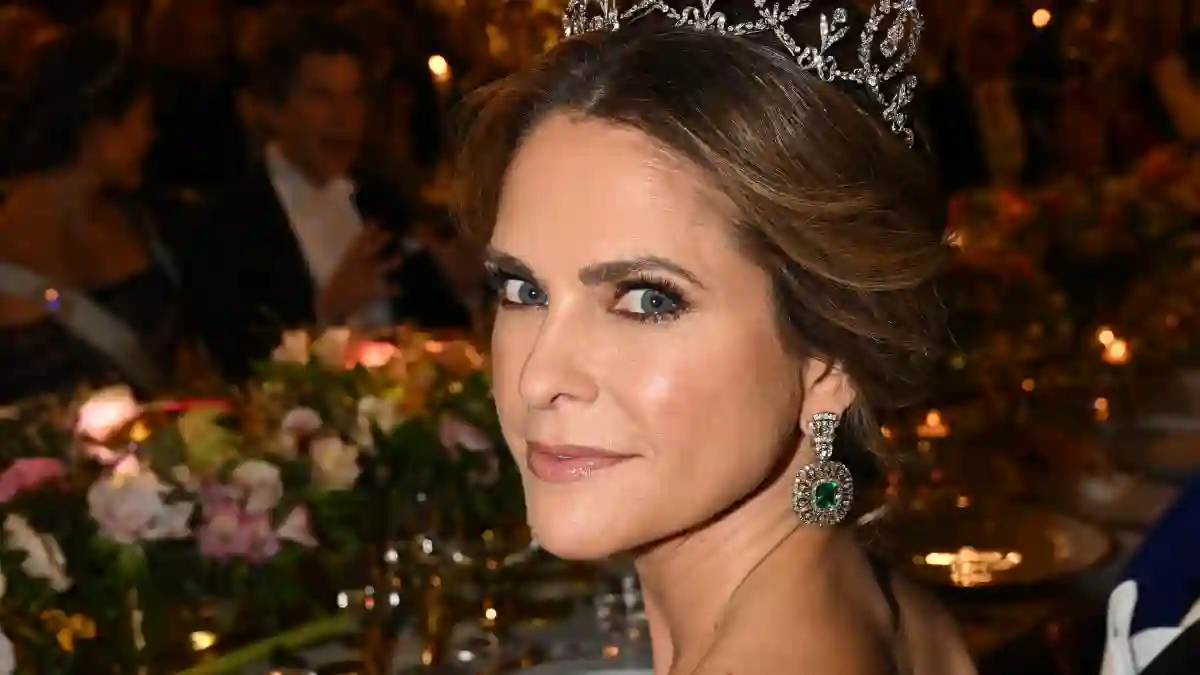 prinzessin madeleine schweden heute look