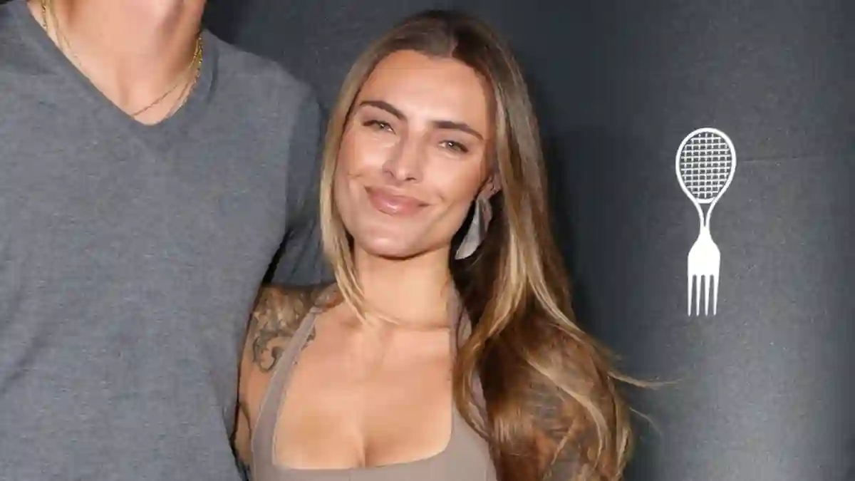 sophia thomalla heiß freizügig haut mini kleid bh beine