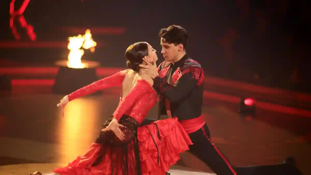 "Let's Dance"