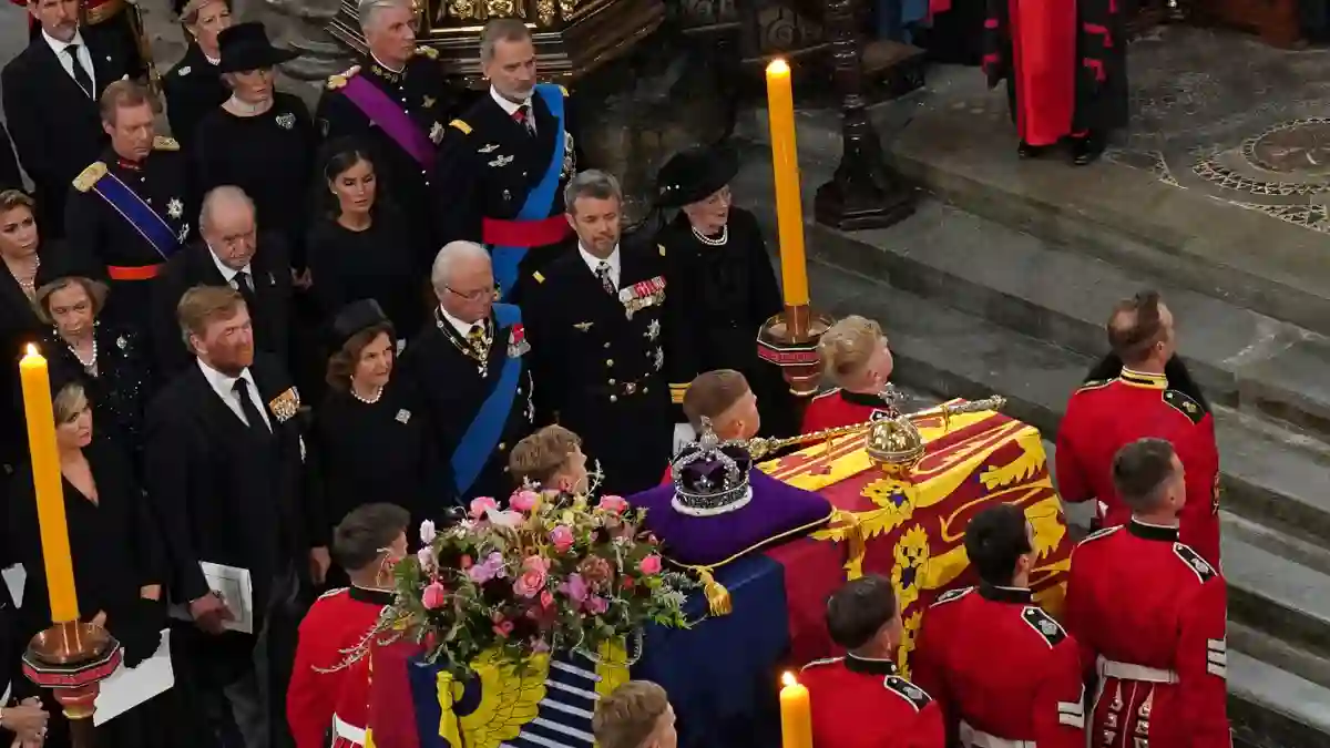 Europäische Royals bei der Beerdigung der Queen