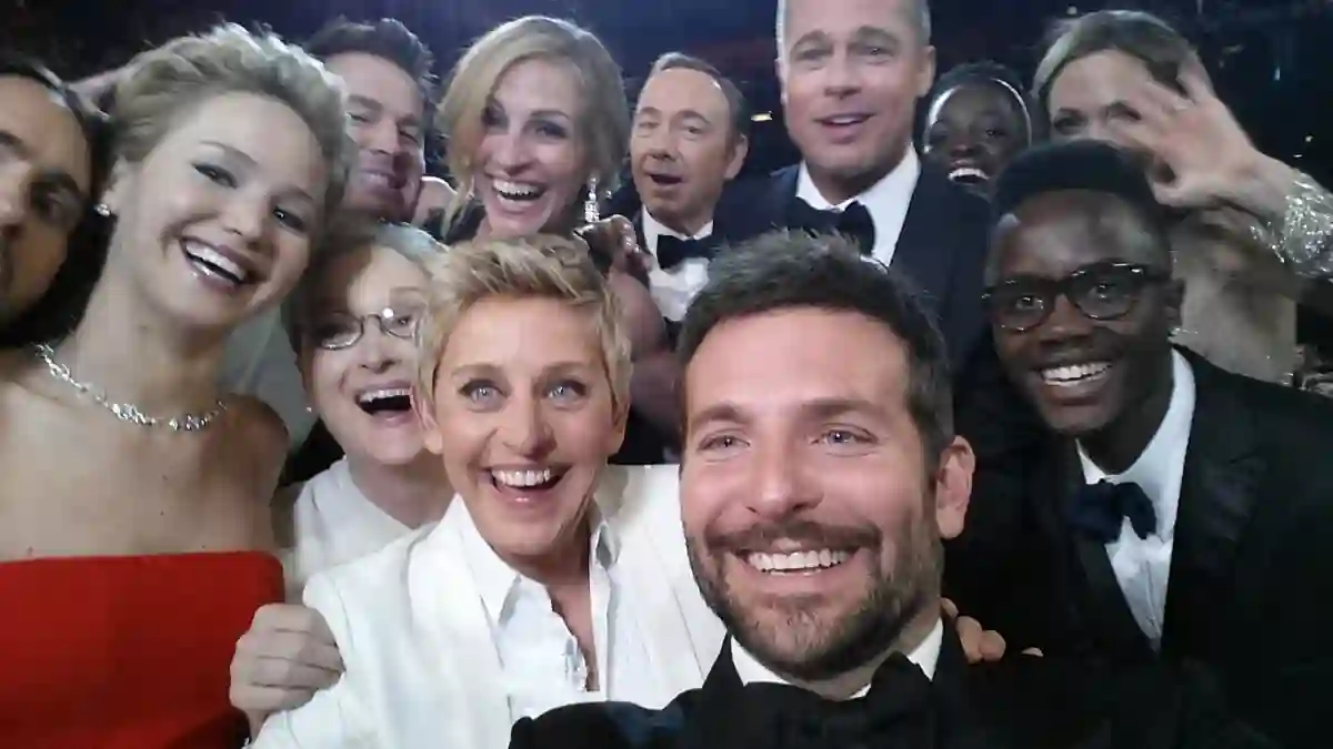 das legendäre Oscar-Selfie, Oscar Selfie 2014, legendäres Oscar-Selfie 2014, legendäres Oscar-Bild, Oscar-Bild 2014, Oscar-Geschichte, Momente die in die Oscar-Geschichte eingegangen sind, Bilder die in die Oscar-Geschichte eingegangen sind