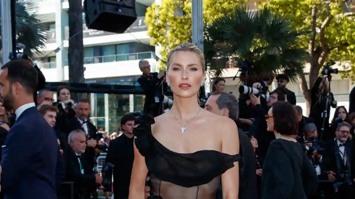 Lena Gercke im Transparent-Kleid in Cannes 2024