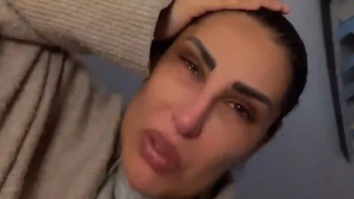 Senna Gammour traurig katze tot