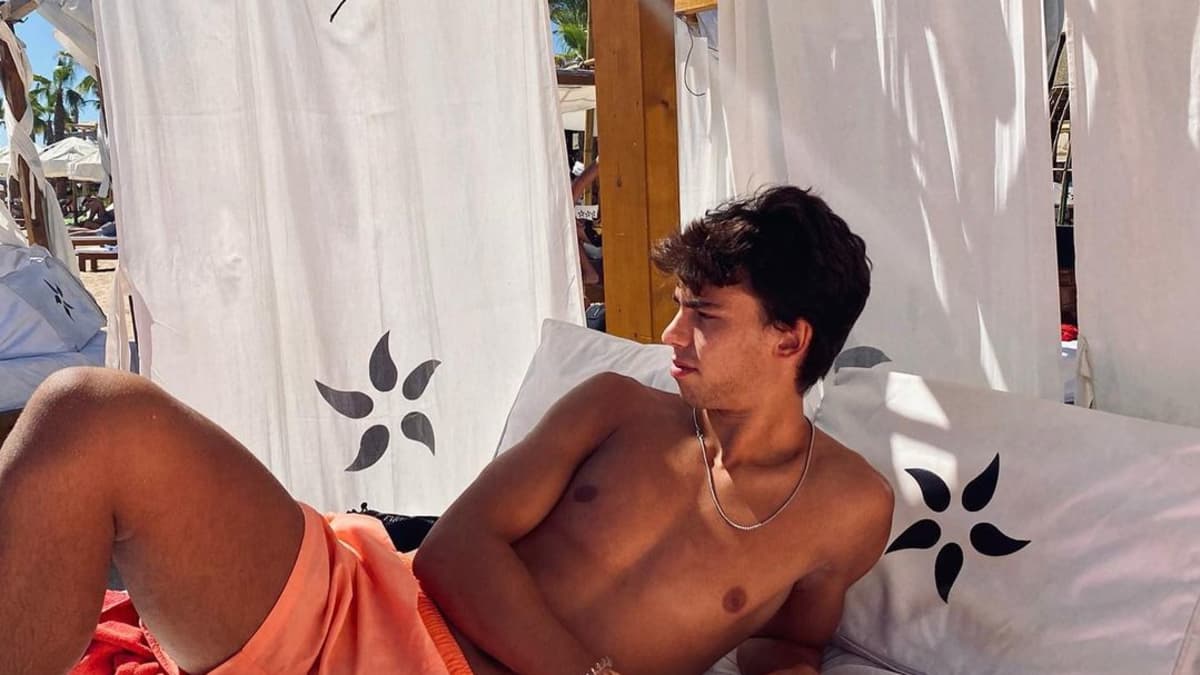 Kicker Des Portugal Kaders So Durchtrainiert Ist Joao Felix